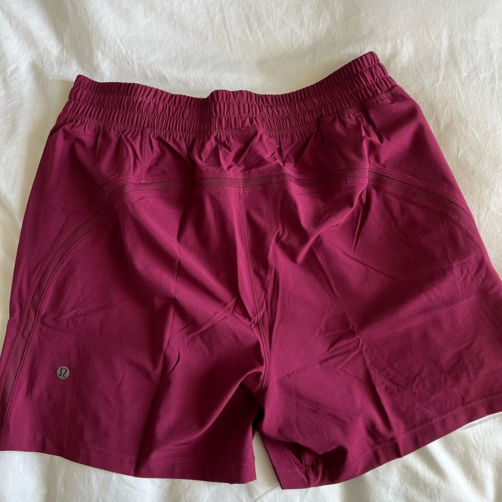 Lululemon Pace Breaker Short 5” LL